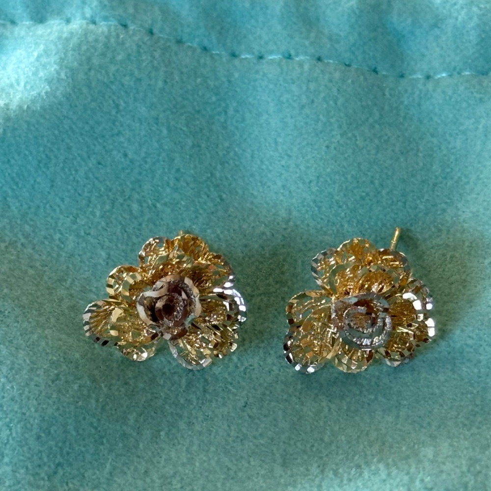 18k Gold and Silver Intricate Floral Earrings